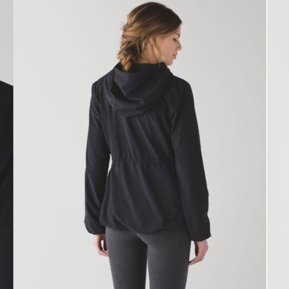 Lululemon Belle Jacket Black Hooded Zip Up Size 4 Lightweight Cinched Waist - Picture 8 of 14